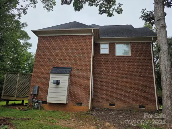 Charlotte, NC 28277,11550 Falling Leaves DR