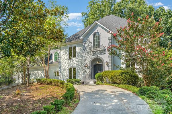 6908 Cameron Glen DR, Charlotte, NC 28210