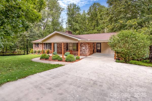 1106 Ladell LN, Shelby, NC 28152