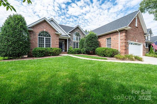 1734 30th Avenue DR NE,  Hickory,  NC 28601