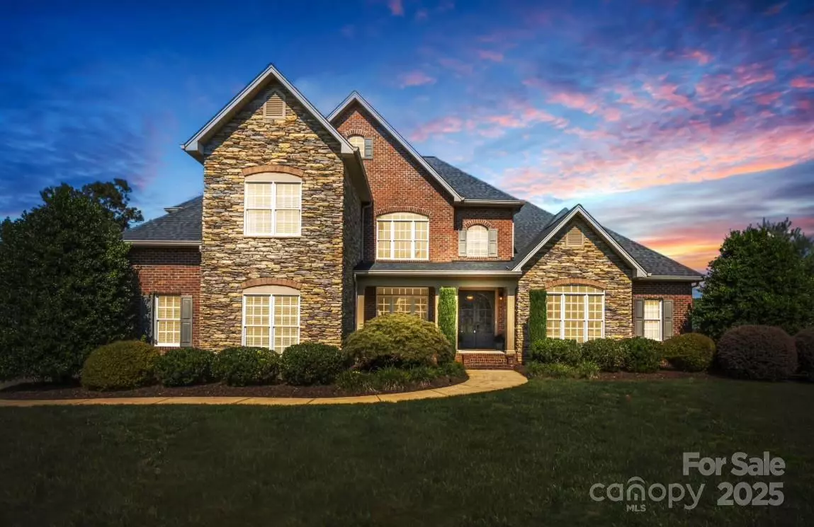 Shelby, NC 28152,734 Cedar Hill DR