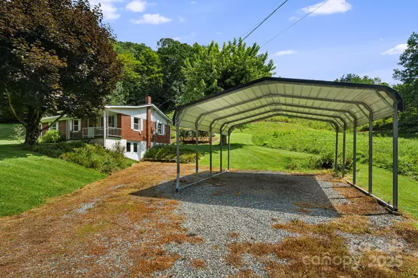 Mars Hill, NC 28754,474 Smith Creek RD