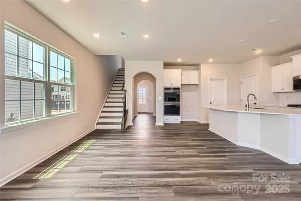 Belmont, NC 28012,1406 Caracara CT