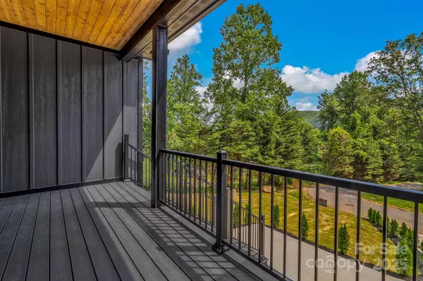 Fairview, NC 28730,63 Winding Ridge RD