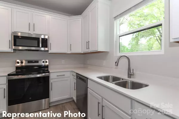 Mooresville, NC 28115,436 E Mills AVE