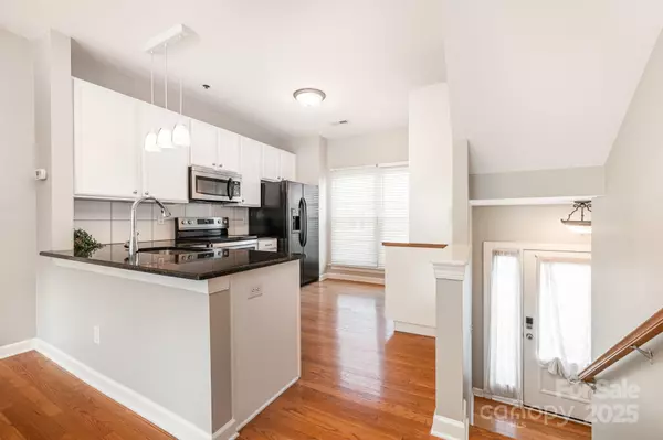 Charlotte, NC 28269,2833 Avalon Loop RD