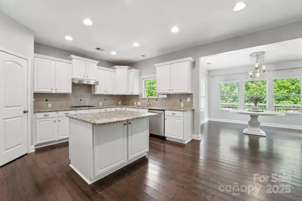 Mooresville, NC 28115,285 E Waterlynn RD