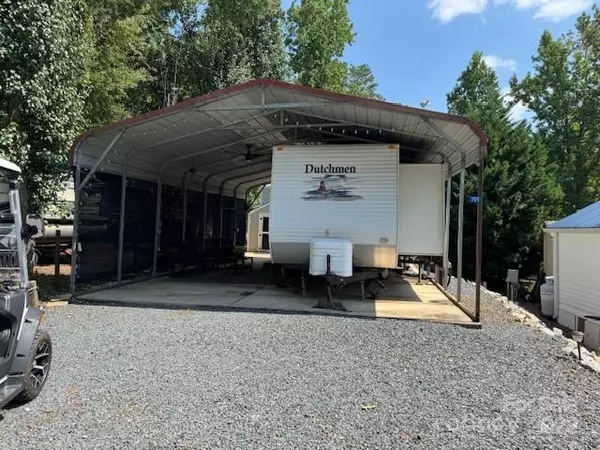 155 Holly Harbor TRL, Mount Gilead, NC 27306