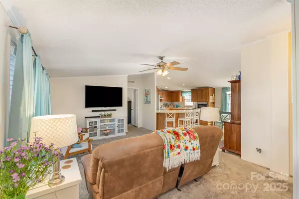 Mount Holly, NC 28120,1140 Peppertree DR