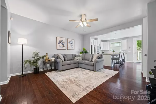 Charlotte, NC 28278,7333 Dulnian WAY