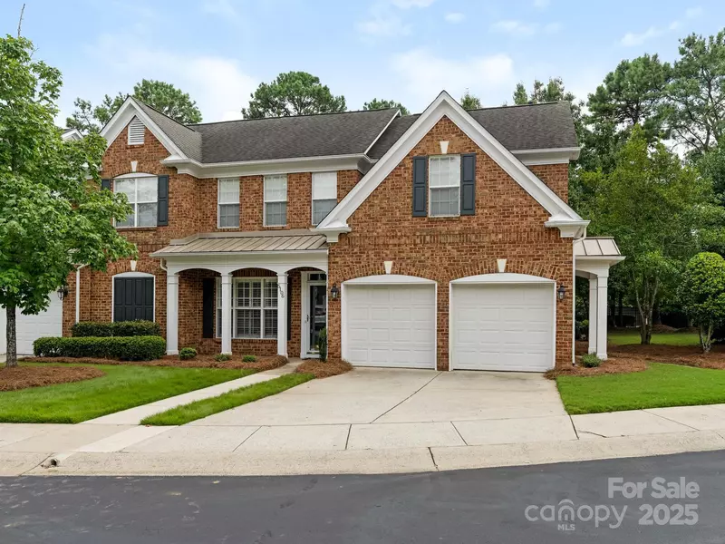 5106 Amherst Trail DR, Charlotte, NC 28226