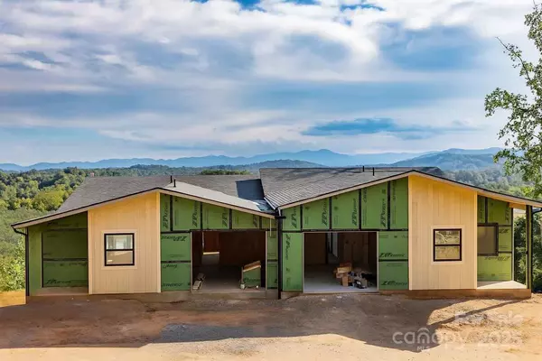 608 Storybook Villas TRL, Asheville, NC 28804