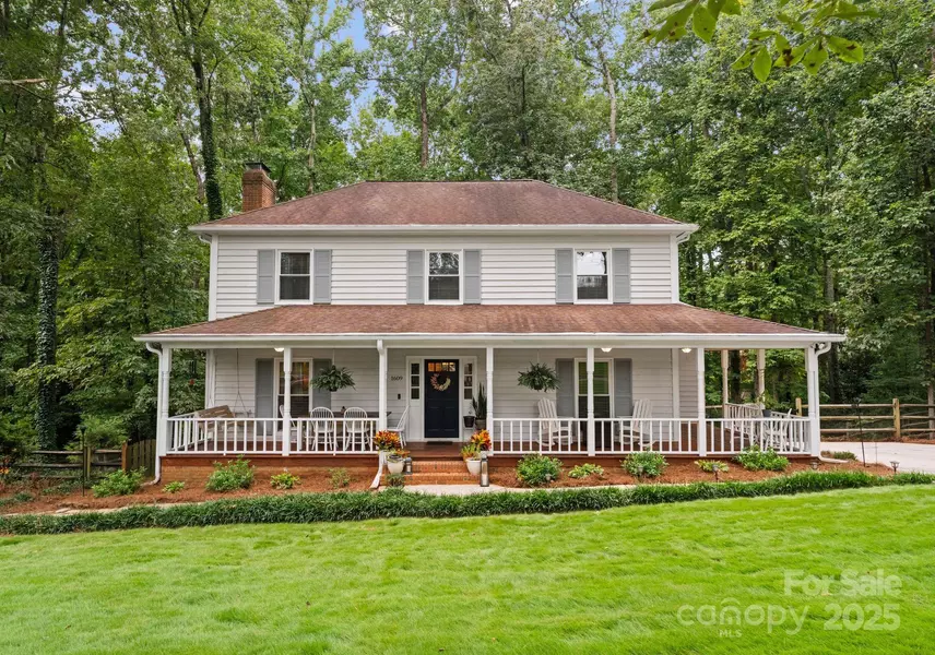 1609 Piccadilly DR, Charlotte, NC 28211