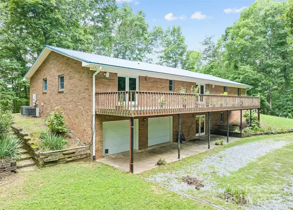 Canton, NC 28716,400 Sunset HTS