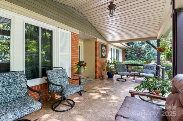 Asheville, NC 28804,179 Marlborough RD