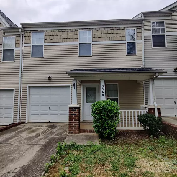 5568 Franklin Springs CIR, Charlotte, NC 28217