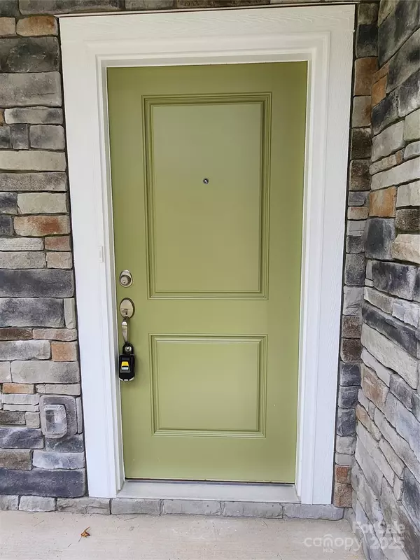 Charlotte, NC 28205,2028 Mandarin BLVD