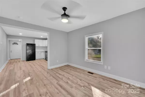 Gastonia, NC 28052,308 Oakhurst AVE