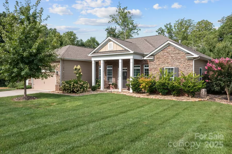 7113 Spyglass Ridge DR, Denver, NC 28037
