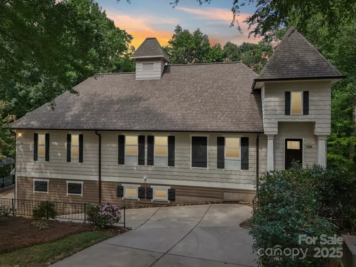 Charlotte, NC 28270,7324 Leharne DR