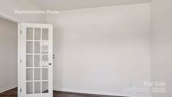 Newton, NC 28658,1780 Falls Cove RD