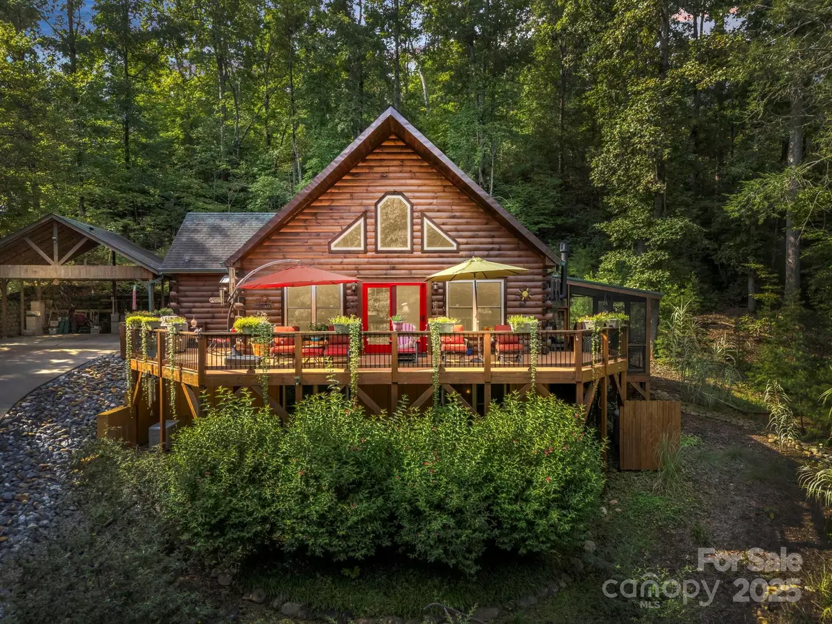 Lake Lure, NC 28746,131 Blue Gill DR