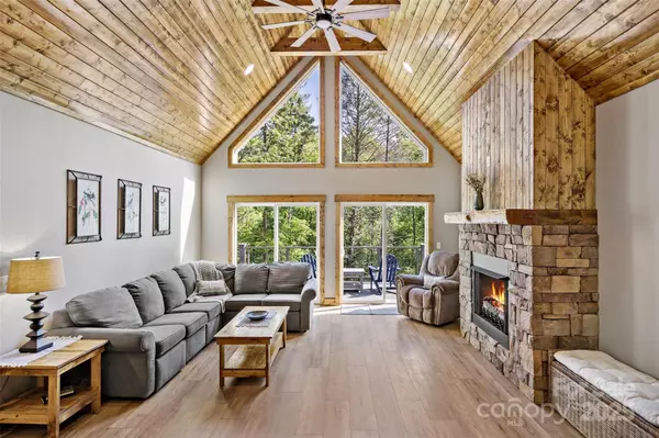 Mill Spring, NC 28756,23 Laurel Crest LN