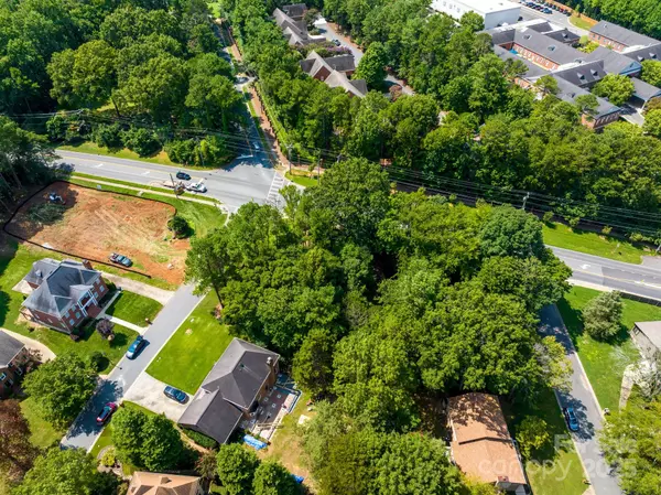 Charlotte, NC 28270,101 N Brackenbury LN