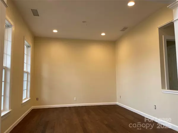 Charlotte, NC 28277,6846 Guinevere DR