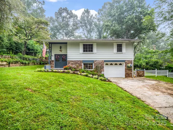 Brevard, NC 28712,66 Barberry Heights DR