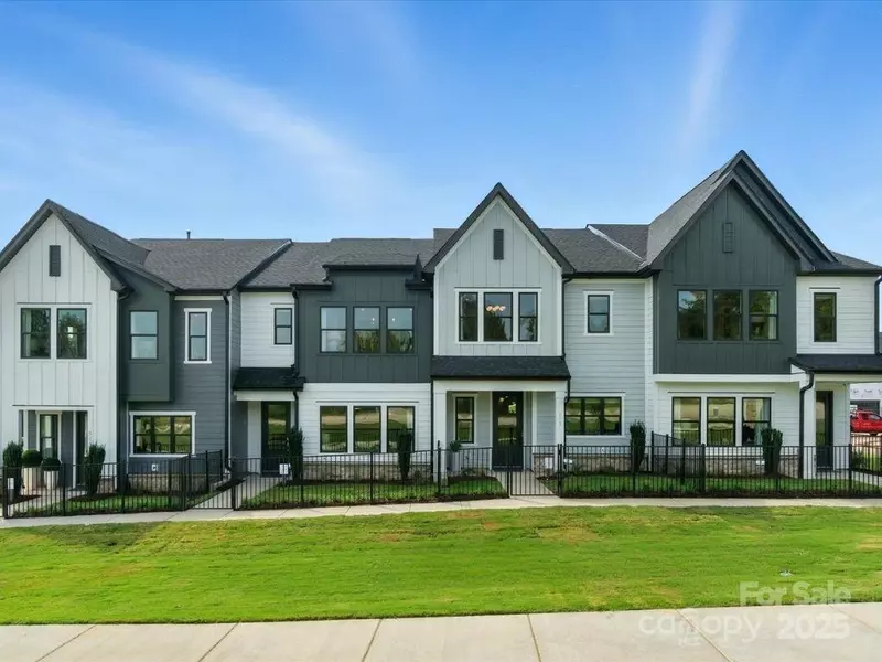 493 Nash ST, Fort Mill, SC 29715