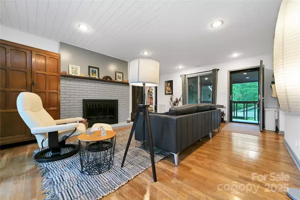 Brevard, NC 28712,167 Essex CIR