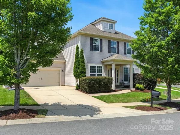 15702 Gallant Ridge PL, Huntersville, NC 28078