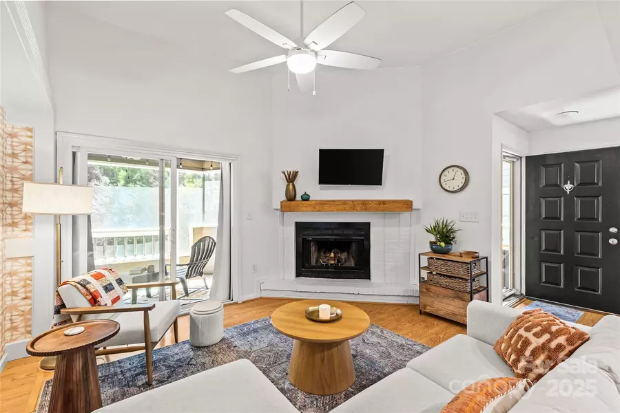 413 W 8th ST #N, Charlotte, NC 28202