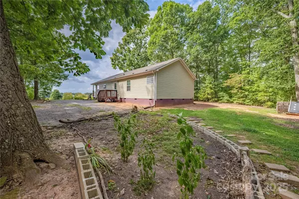 Troutman, NC 28166,537 Talley RD
