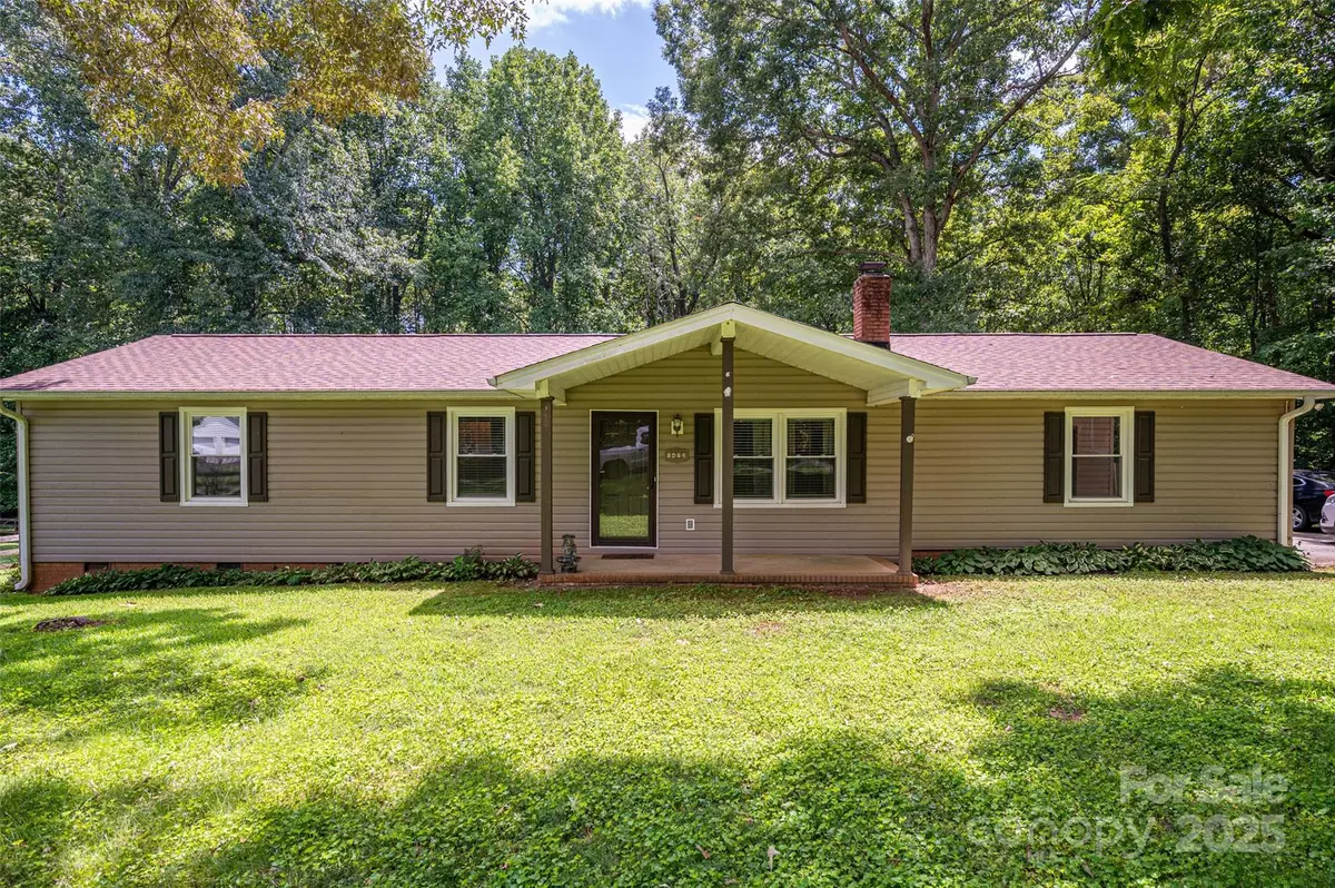 Lincolnton, NC 28092,1472 Woodridge LN