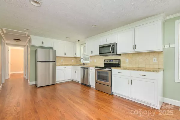 Harrisburg, NC 28075,9012 McMillian DR