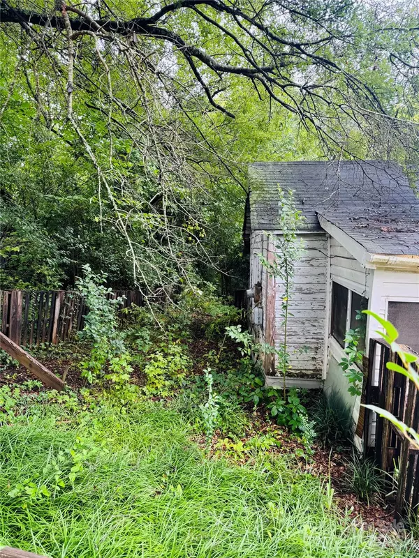 Belmont, NC 28012,309 Oakland AVE