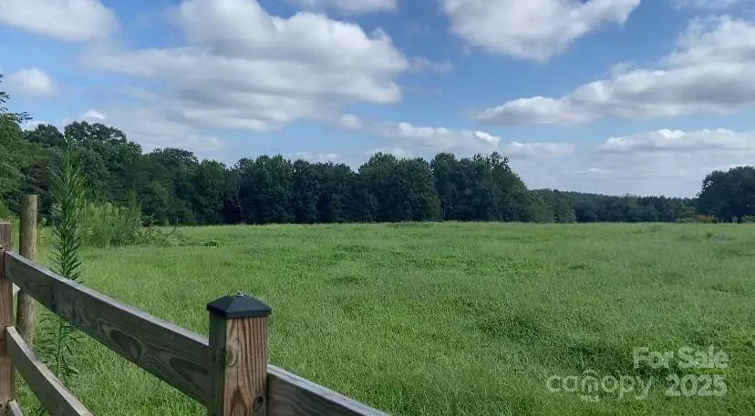 Taylorsville, NC 28681,72 Crouch RD