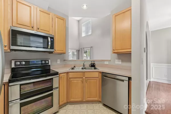 Charlotte, NC 28269,6506 Avonlea CT