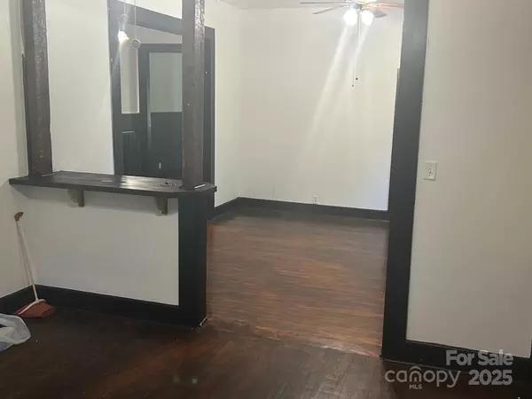 Sharon, SC 29742,5555 Lockhart RD