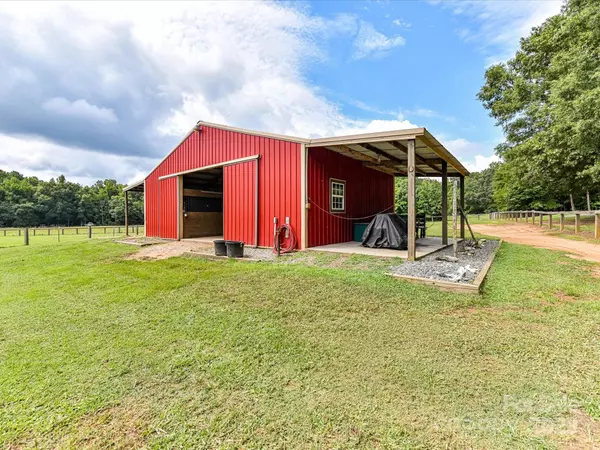 Waxhaw, NC 28173,00 Maggie Robinson RD