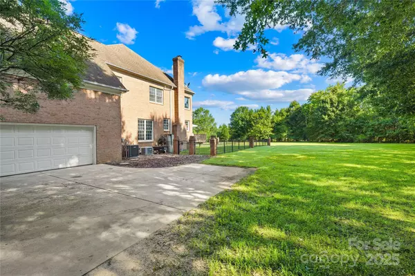Waxhaw, NC 28173,9200 Rock Water CT