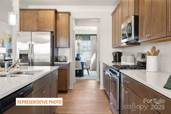 Concord, NC 28025,5527 Arnold WAY