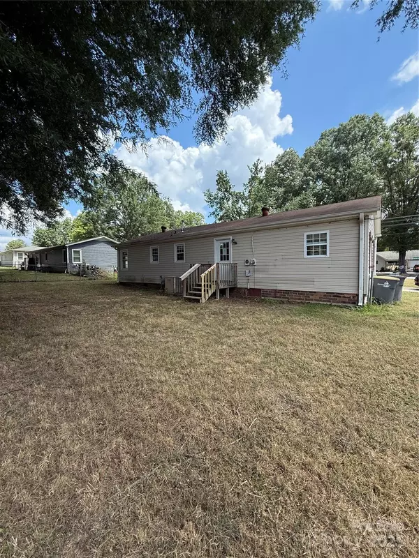 Concord, NC 28027,2560 Oakwood AVE