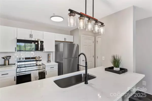 1620 Arlyn CIR #E, Charlotte, NC 28213