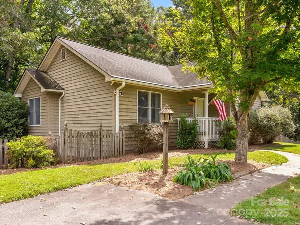 Weaverville, NC 28787,1 Clarks Chapel Ridge RD