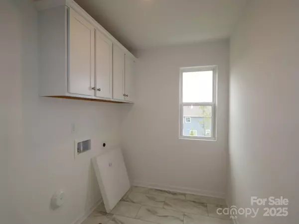 Monroe, NC 28112,909 Barker ST