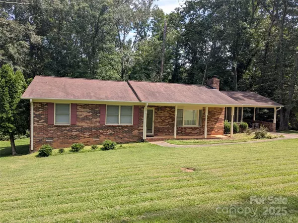 901 S 14th ST, Bessemer City, NC 28016
