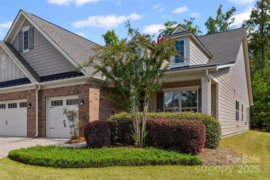 3158 Arches Bluff CIR, Lancaster, SC 29720